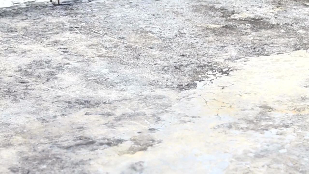 Kemer'de su yalıtımı uygulanmış bir teras yüzeyi